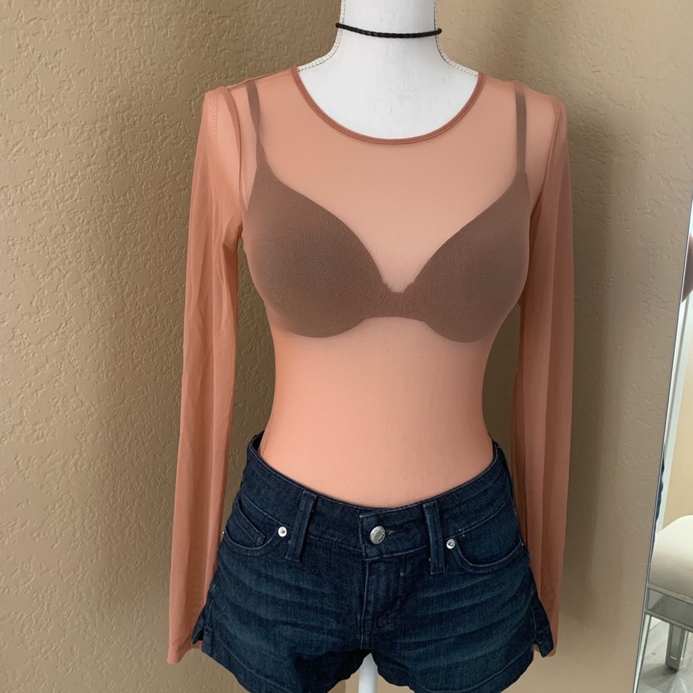 ❗️ 3/$12 ❗️Forever 21 Mauve Pink Mesh Top